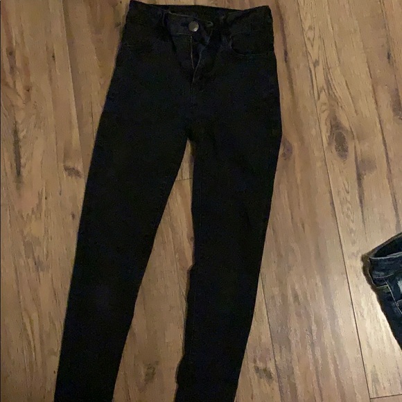 American Eagle Jeans - Picture 3 of 4